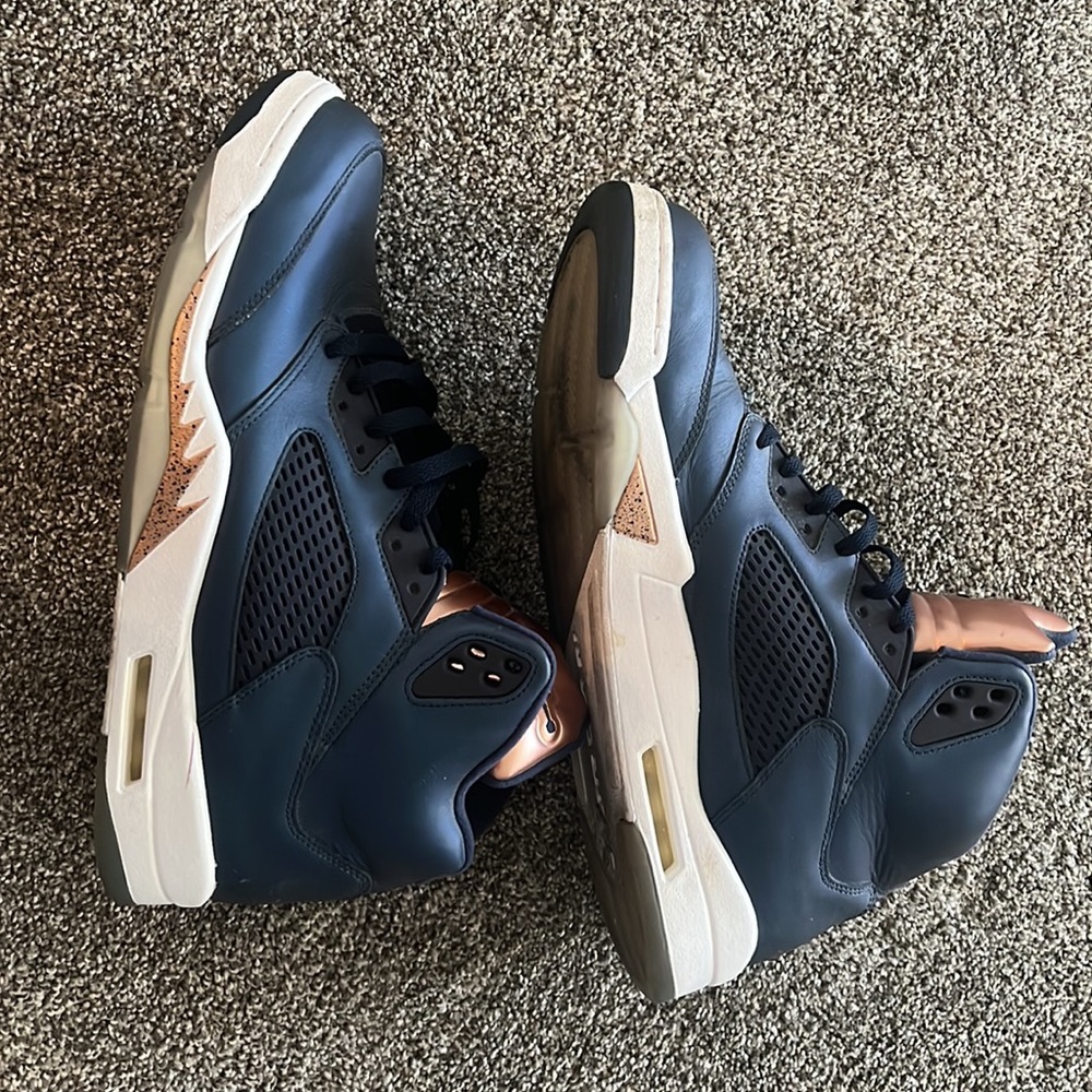Air Jordan 5 Retro Bronze men’s sneakers size 15 - Picture 5 of 6